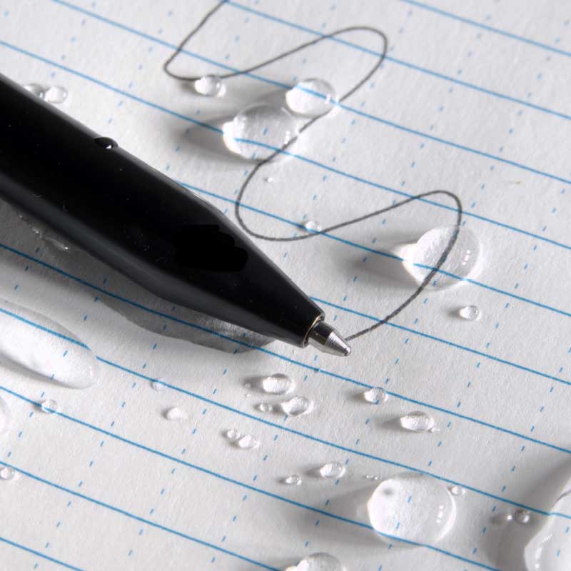 Image of pen writing smoothly.